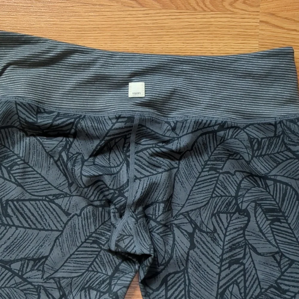 Vuori Leggings - Picture 3 of 6